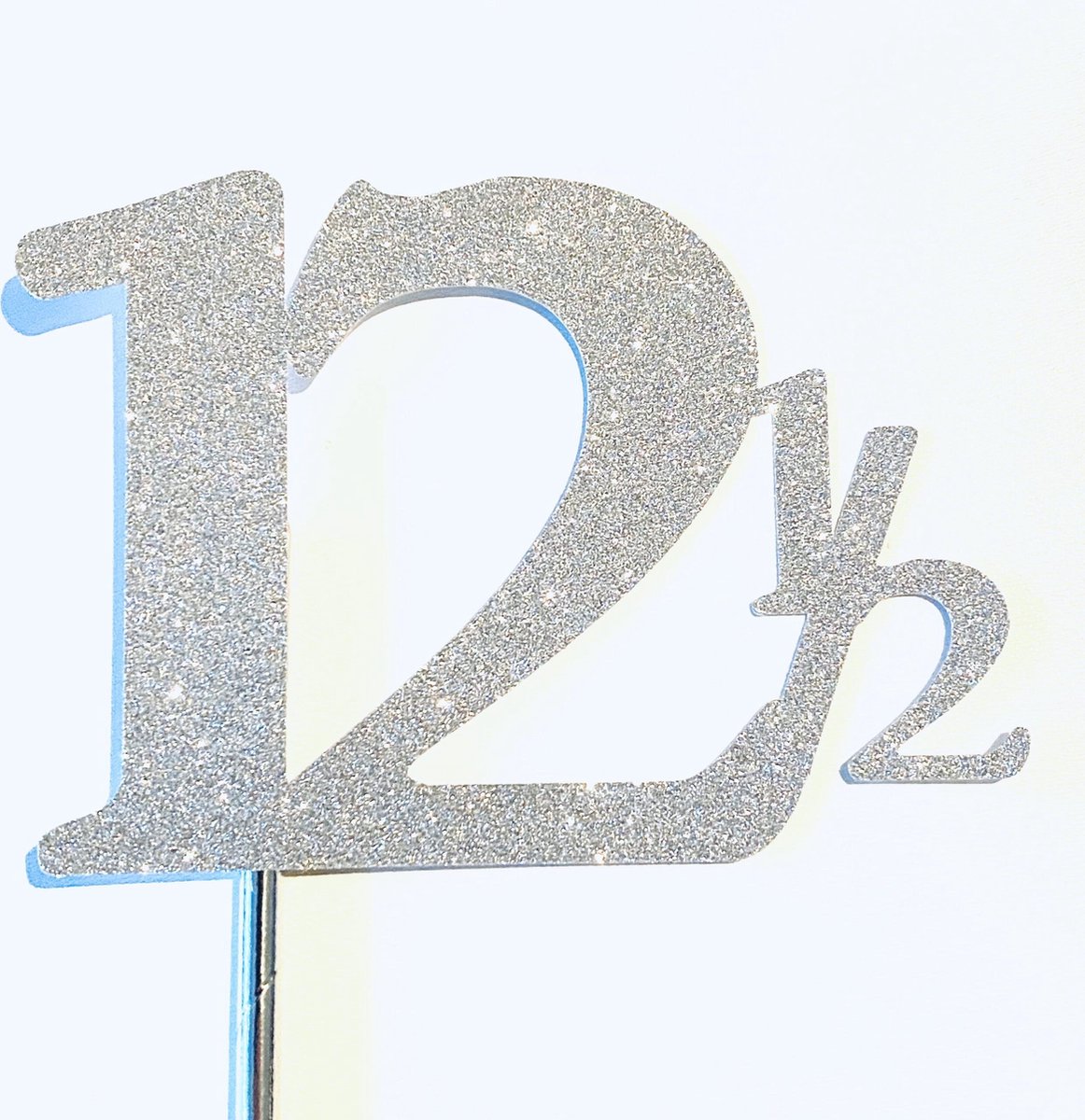 Taarttopper| Cake topper | Taartversiering| Verjaardag| Cijfers | 12,5 | Zilver glitter|14 cm| karton